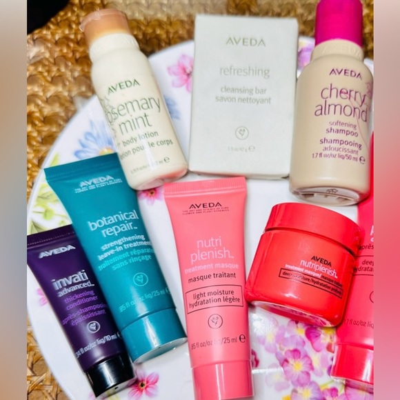 Aveda Deluxe hair and body bundle all new - Picture 9 of 11